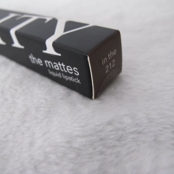 Karity Other - Must Bundle - Karity The Mattes Liquid Lipstick - In the 212